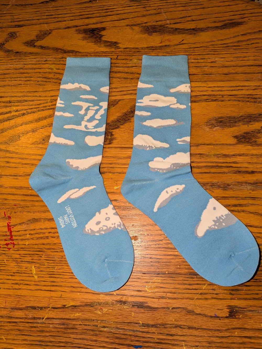 RARE Louis Vuitton SS25 show 4 blue socks with cloud design AUTHENTIC
